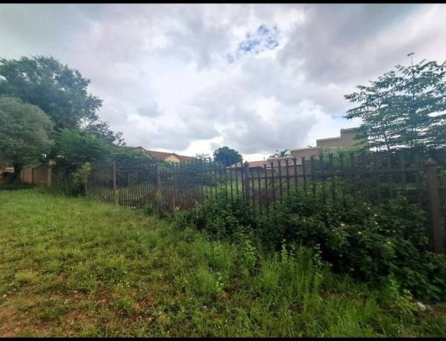 LAND FOR SALE IN HEUWELOORD